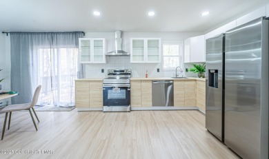 ULTRA MODERN MINIMALISTIC CAPE COD Completely Renovated w/ Clean on Pocono Farms Country Club in Pennsylvania - for sale on GolfHomes.com, golf home, golf lot