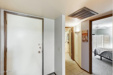 Featuring neutral color tones and upgraded carpeting, new on Sun City-Willow Creek / Willow Brook  in Arizona - for sale on GolfHomes.com, golf home, golf lot