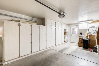 Featuring neutral color tones and upgraded carpeting, new on Sun City-Willow Creek / Willow Brook  in Arizona - for sale on GolfHomes.com, golf home, golf lot