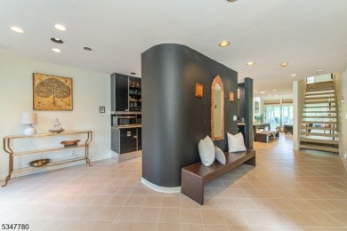 1ST FLOOR BEDROOM! 14 miles west of NYC boasting 3 spacious on Rock Spring Club in New Jersey - for sale on GolfHomes.com, golf home, golf lot