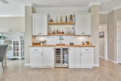 Welcome to Paradise! With 3 bedrooms, 2 baths, and a 2.5 car on Lakewood National Golf Club in Florida - for sale on GolfHomes.com, golf home, golf lot