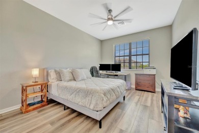 Welcome to Paradise! With 3 bedrooms, 2 baths, and a 2.5 car on Lakewood National Golf Club in Florida - for sale on GolfHomes.com, golf home, golf lot