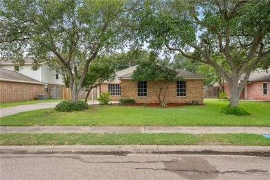 It's a rare treat to find a spacious single level home in on Northshore Country Club in Texas - for sale on GolfHomes.com, golf home, golf lot