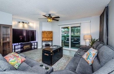 NEW HURRICANE WINDOWS  SLIDING DOOR on this unit!!! Discover the on Hunters Green Country Club in Florida - for sale on GolfHomes.com, golf home, golf lot
