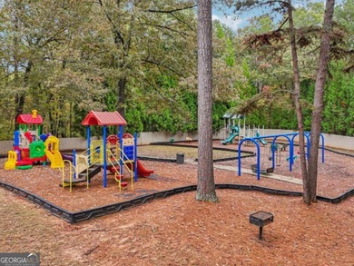 Stainless Steel stove, refrigerator, and new flooring replaced on Fairfield Plantation Golf and Country Club in Georgia - for sale on GolfHomes.com, golf home, golf lot