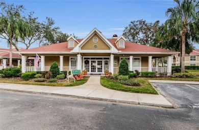 NEW HURRICANE WINDOWS  SLIDING DOOR on this unit!!! Discover the on Hunters Green Country Club in Florida - for sale on GolfHomes.com, golf home, golf lot