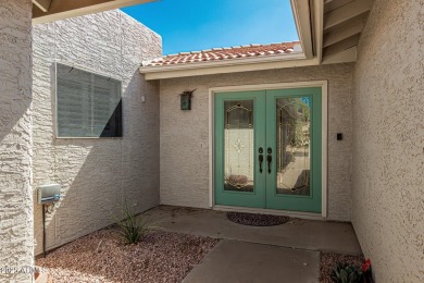 Charming and Spacious Zuni Model in the heart of Sun Lakes!

 on Cottonwood Country Club in Arizona - for sale on GolfHomes.com, golf home, golf lot