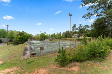 Rare LAKEFRONT Condo on LAKE HARTWELL - a Blank Canvas for Your on Stone Creek Cove Golf Course in South Carolina - for sale on GolfHomes.com, golf home, golf lot