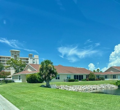 METICULOUSLY MAINTAINED 2 BEDROOM VILLA. END UNIT IN A PREMIER on Terra Ceia Golf and Country Club in Florida - for sale on GolfHomes.com, golf home, golf lot