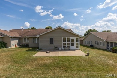 Lovely, Spacious Condo with 2 Bedroom 2 Bath with over 1800 sq on Terre Du Lac Golf and Country Club in Missouri - for sale on GolfHomes.com, golf home, golf lot