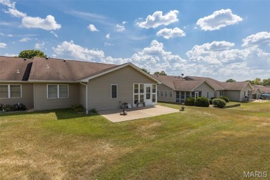 Lovely, Spacious Condo with 2 Bedroom 2 Bath with over 1800 sq on Terre Du Lac Golf and Country Club in Missouri - for sale on GolfHomes.com, golf home, golf lot