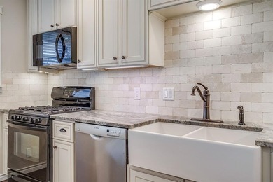 Cute, clean and well maintained - this Benbrook cottage offers a on Pecan Valley Municipal Golf Course in Texas - for sale on GolfHomes.com, golf home, golf lot