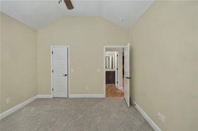THIS SPACIOUS FOUR-BEDROOM HOME OFFERS OVER 2,700 SQUARE FEET OF on Laurel Island Links in Georgia - for sale on GolfHomes.com, golf home, golf lot