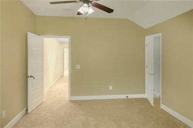 THIS SPACIOUS FOUR-BEDROOM HOME OFFERS OVER 2,700 SQUARE FEET OF on Laurel Island Links in Georgia - for sale on GolfHomes.com, golf home, golf lot