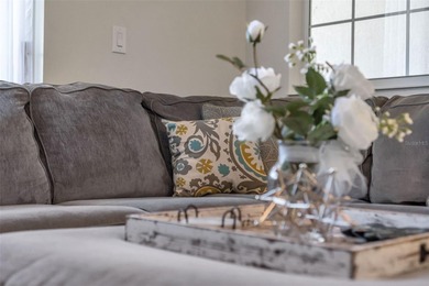 Welcome to a beautifully maintained, MOVE-IN READY townhome in on The Oasis Club at Champions Gate in Florida - for sale on GolfHomes.com, golf home, golf lot