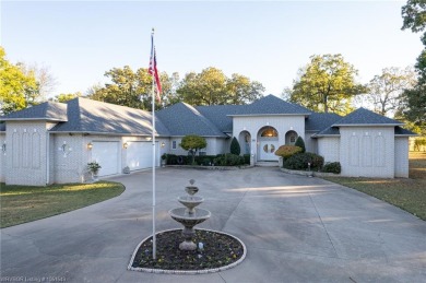 PRIME LOCATION! Play golf or just relax by the pool on Hardscrabble Country Club in Arkansas - for sale on GolfHomes.com, golf home, golf lot