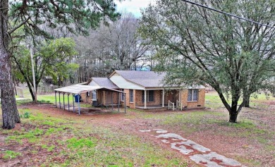 Looking for a great location with infinite possibilities, or on Mount Pleasant Country Club in Texas - for sale on GolfHomes.com, golf home, golf lot