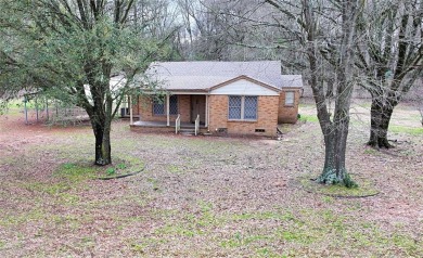 Looking for a great location with infinite possibilities, or on Mount Pleasant Country Club in Texas - for sale on GolfHomes.com, golf home, golf lot