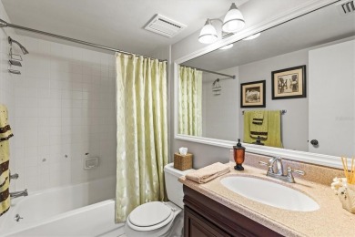 This charming 2-bedroom, 2-bathroom villa is ideally located in on Plantation Golf and Country Club in Florida - for sale on GolfHomes.com, golf home, golf lot