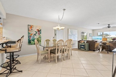 This charming 2-bedroom, 2-bathroom villa is ideally located in on Plantation Golf and Country Club in Florida - for sale on GolfHomes.com, golf home, golf lot