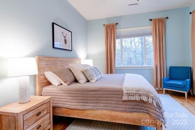 LAKE LURE, NC-----Custom-built, 5 bedroom, 4 bath, 3200 sq ft on Rumbling Bald Resort on Lake Lure in North Carolina - for sale on GolfHomes.com, golf home, golf lot