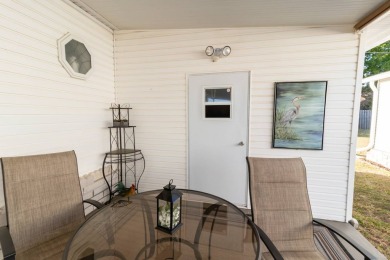 Retirement Haven in Central Florida    Welcome to your turnkey on Southern Dunes Golf and Country Club in Florida - for sale on GolfHomes.com, golf home, golf lot