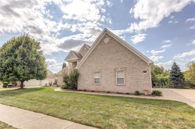 AMAZING TURN KEY HOME! This 2nd owner home sits on the 4th green on Stonewolf Golf Club in Illinois - for sale on GolfHomes.com, golf home, golf lot