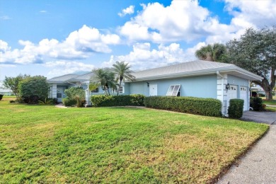 This charming 2-bedroom, 2-bathroom villa is ideally located in on Plantation Golf and Country Club in Florida - for sale on GolfHomes.com, golf home, golf lot