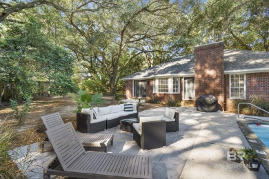 Spacious Lake Forest home with in-ground pool! This 3 bed, 2 on Lake Forest Yacht and Country Club in Alabama - for sale on GolfHomes.com, golf home, golf lot