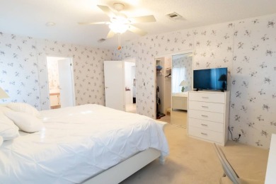 Retirement Haven in Central Florida    Welcome to your turnkey on Southern Dunes Golf and Country Club in Florida - for sale on GolfHomes.com, golf home, golf lot