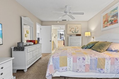 This charming 2-bedroom, 2-bathroom villa is ideally located in on Plantation Golf and Country Club in Florida - for sale on GolfHomes.com, golf home, golf lot