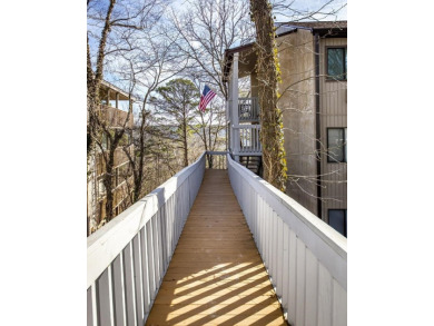 Stunning upstairs end unit Cliffside Lodge, Lakeview and Sugar on Indian Hills Country Club in Arkansas - for sale on GolfHomes.com, golf home, golf lot