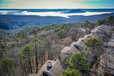 Stunning upstairs end unit Cliffside Lodge, Lakeview and Sugar on Indian Hills Country Club in Arkansas - for sale on GolfHomes.com, golf home, golf lot