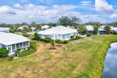 This charming 2-bedroom, 2-bathroom villa is ideally located in on Plantation Golf and Country Club in Florida - for sale on GolfHomes.com, golf home, golf lot