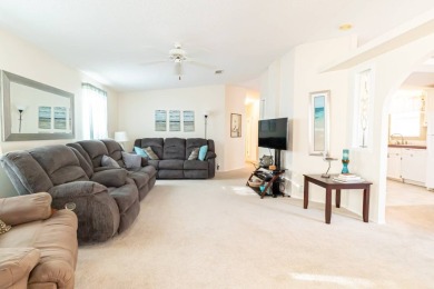 Retirement Haven in Central Florida    Welcome to your turnkey on Southern Dunes Golf and Country Club in Florida - for sale on GolfHomes.com, golf home, golf lot