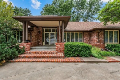 Golf course living is waiting for you in this sprawling full on Rolling Hills Country Club in Kansas - for sale on GolfHomes.com, golf home, golf lot