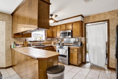 The sellers planned to enjoy this home for many years to come on Lake Forest Yacht and Country Club in Alabama - for sale on GolfHomes.com, golf home, golf lot