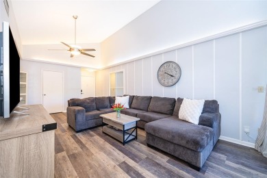 Welcome to this beautifully updated 2-bedroom, 2-bathroom on Ventura Country Club in Florida - for sale on GolfHomes.com, golf home, golf lot