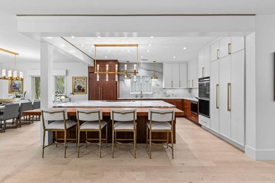 Located on a quiet cul-de-sac overlooking the 17th fairway of on The Seabrook Island Club in South Carolina - for sale on GolfHomes.com, golf home, golf lot