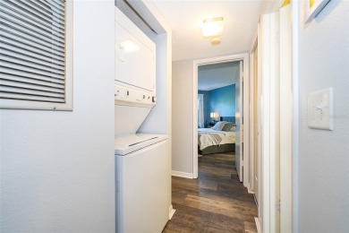 Welcome to this beautifully updated 2-bedroom, 2-bathroom on Ventura Country Club in Florida - for sale on GolfHomes.com, golf home, golf lot