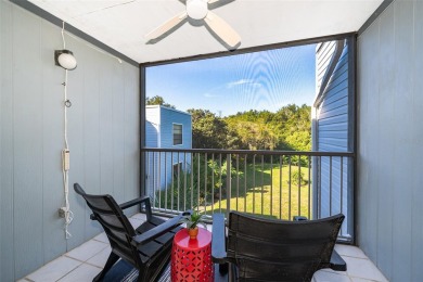 Welcome to this beautifully updated 2-bedroom, 2-bathroom on Ventura Country Club in Florida - for sale on GolfHomes.com, golf home, golf lot
