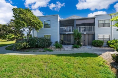 Welcome to this beautifully updated 2-bedroom, 2-bathroom on Ventura Country Club in Florida - for sale on GolfHomes.com, golf home, golf lot