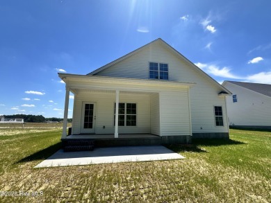 Incredibly Spacious New Construction home in Ayden! Be sure to on Ayden Golf and Country Club in North Carolina - for sale on GolfHomes.com, golf home, golf lot