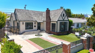 Gorgeous re-done, enlarged & modernized center hall English with on Rancho Park Golf Course in California - for sale on GolfHomes.com, golf home, golf lot