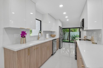 Stunning, 3 Bedroom, 2.5 Bath 1st floor corner Willow Wood on Boca West Golf and Country Club in Florida - for sale on GolfHomes.com, golf home, golf lot
