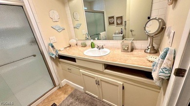 This charming single family home boasts 2 bedrooms and 2 on Riverbend Golf and Country Club in Florida - for sale on GolfHomes.com, golf home, golf lot