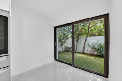 Stunning, 3 Bedroom, 2.5 Bath 1st floor corner Willow Wood on Boca West Golf and Country Club in Florida - for sale on GolfHomes.com, golf home, golf lot