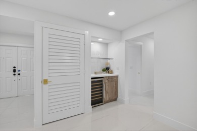 Stunning, 3 Bedroom, 2.5 Bath 1st floor corner Willow Wood on Boca West Golf and Country Club in Florida - for sale on GolfHomes.com, golf home, golf lot