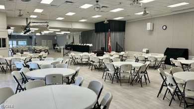 This charming single family home boasts 2 bedrooms and 2 on Riverbend Golf and Country Club in Florida - for sale on GolfHomes.com, golf home, golf lot