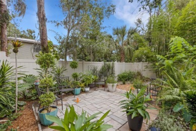 Welcome to Raintree Village--a charming Lakeland neighborhood on Cleveland Heights Golf Course in Florida - for sale on GolfHomes.com, golf home, golf lot